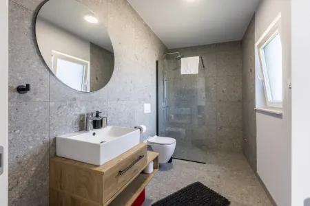 Vila O - Šibenik, Dalmacija