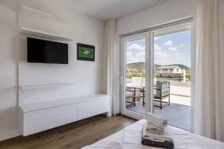 Vila O - Šibenik, Dalmacija