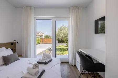 Vila O - Šibenik, Dalmacija