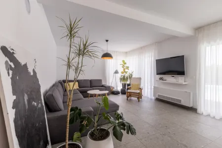 Vila O - Šibenik, Dalmacija