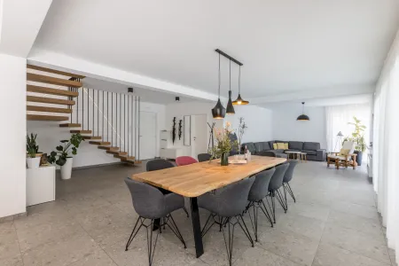 Vila O - Šibenik, Dalmacija