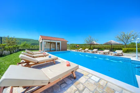 Villa Padel Retreat Drnis - Sibenik, Dalmatien