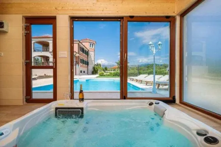 Villa Padel Retreat Drnis - Sibenik, Dalmatien