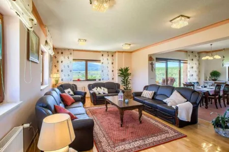 Villa Padel Retreat Drnis - Sibenik, Dalmatia