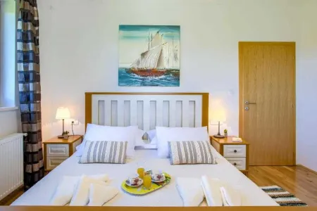 Villa Padel Retreat Drnis - Sibenik, Dalmatia