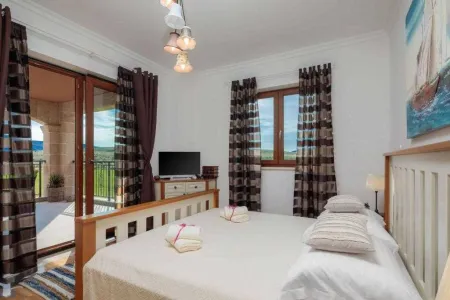 Villa Padel Retreat Drnis - Sibenik, Dalmatia