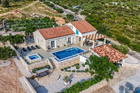 Villa Provansa Razanj - Sibenik, Dalmatien