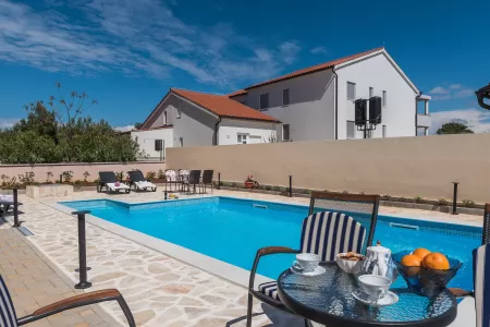 Villa Sandrina A1 - Zadar, Dalmatia