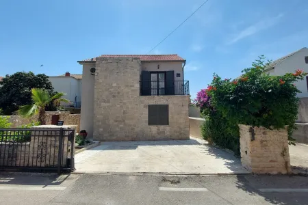 Vila Sara Betina - Šibenik, Dalmacija