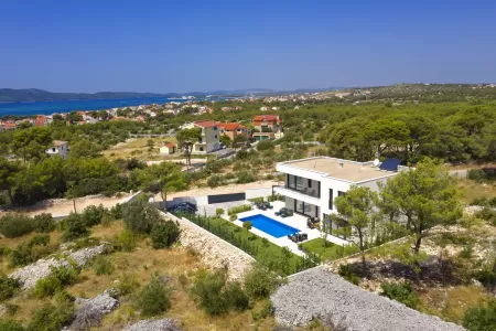 Villa Spuga - Sibenik, Dalmatia