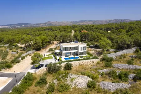 Villa Spuga - Sibenik, Dalmatia