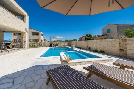 Villa St. Vid 2 - Zadar, Dalmatia