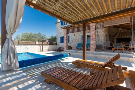 Villa Stella del Lago - Zadar, Dalmatia