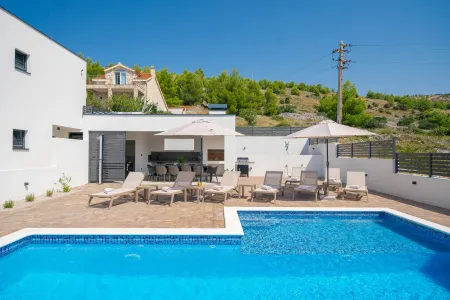 Villa Suncica Zaboric - Sibenik, Dalmatien