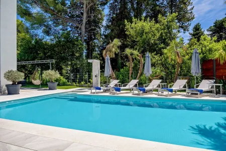 Villa Velvet Bourbon - Split, Dalmatia