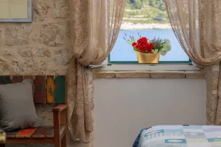 Vila Vis Lighthouse - Vis, Hrvatski otoci