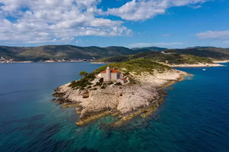 Vila Vis Lighthouse - Vis, Hrvatski otoci