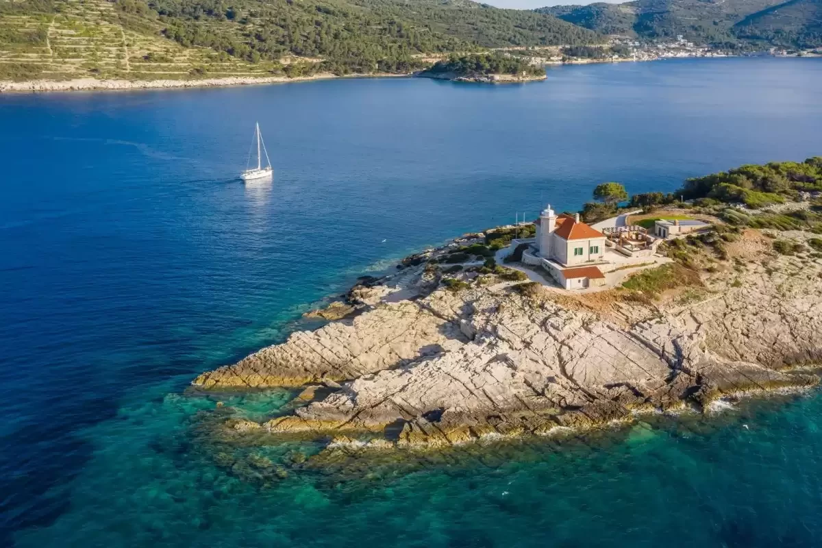 How to get to the Croatian islands by car?