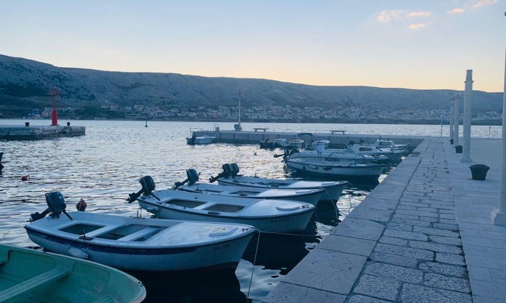 Otok Pag u Dalmaciji Hrvatska - Adriatic Luxury Villas