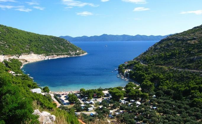 Prapratno Beach on Peljesac Peninsula - Adriatic Luxury Villas