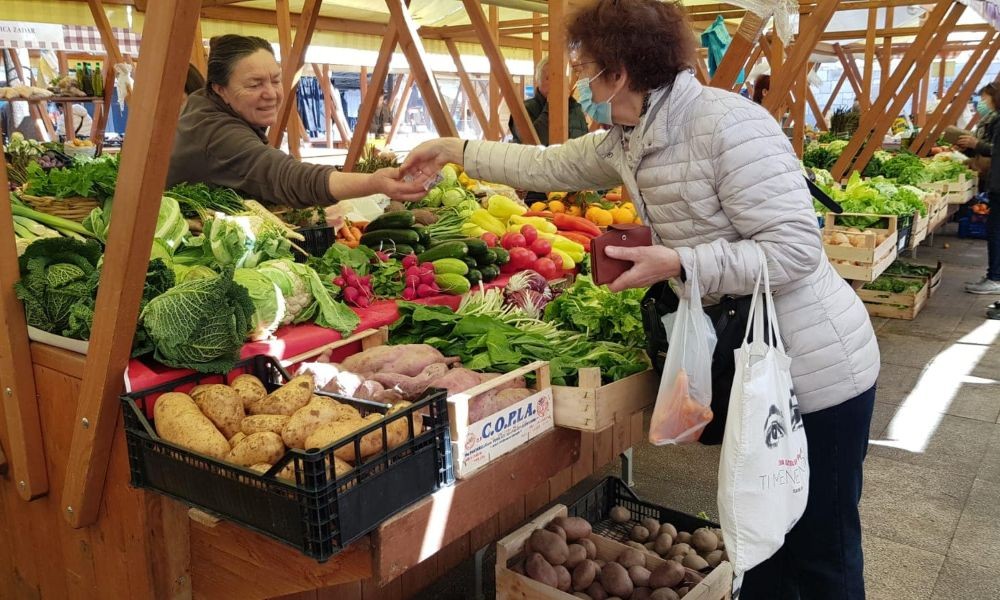 Auch auf dem Stadtmarkt in Zadar Zadar können Sie informationen über Strand und Strände erhalten.