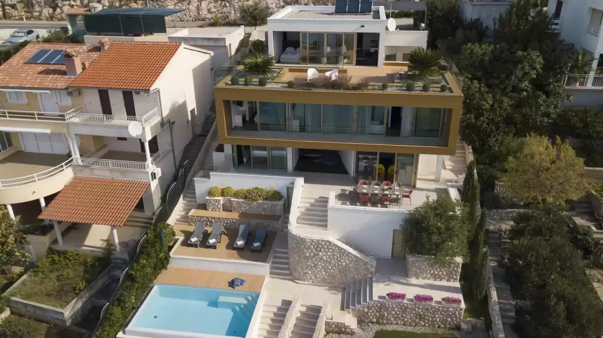 Veliki izbor villa uz more, dalmacija, istra, dubrovnik. Hrvatska ima veliki izbor villa u istri.