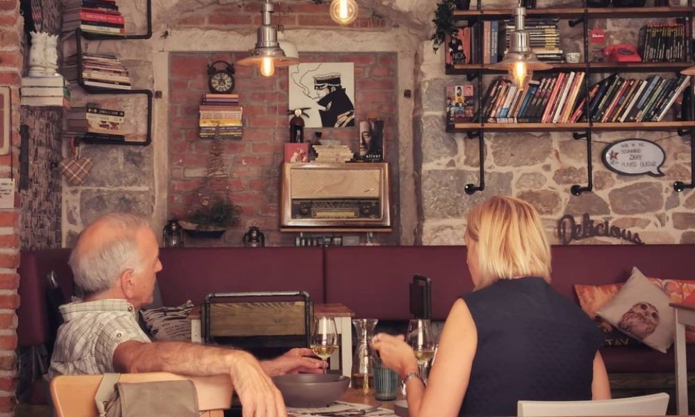 Restaurant Corto Maltese in der Stadt Split in Kroatien. Bietet viele Fleisch Spezilaitäten