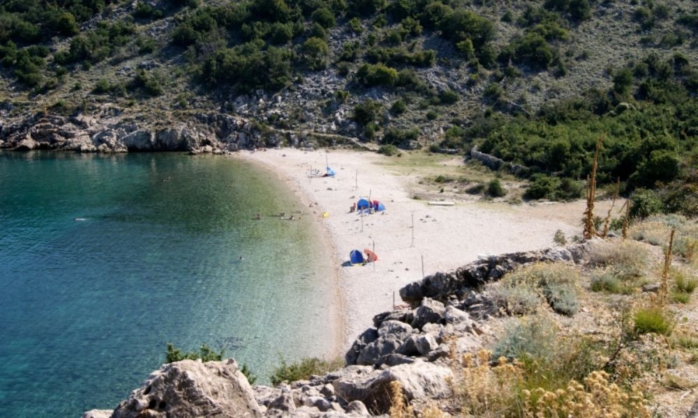 Strand Potovosce auf Krk in Kroatien - Adriatic Luxury Villas