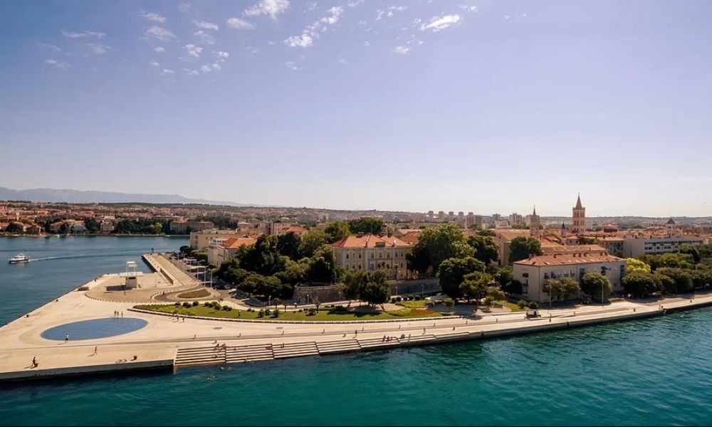 Reisen Sie nach Kroatien, Dalmatien, Zadar und besuchen Sie die Strände und Meeresorgel.