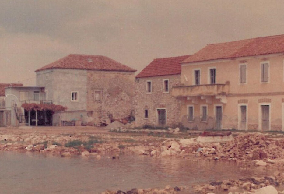 In Sukosan finden Sie viele informationen über Ferienwohnung, pensionen. Hier in Zadar, Kroatien ist das die größte Marina Dalmacija.