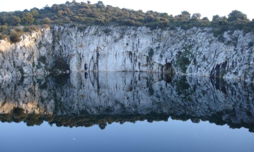 Drachenaugensee bei Rogoznica in Dalmatien Kroatien - Adriatic Luxury Villas