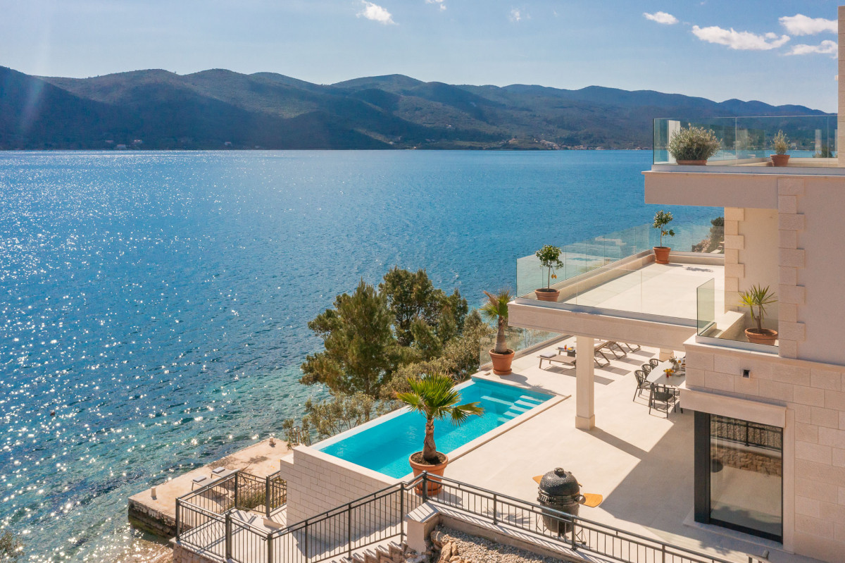 Hrvatska, Veliki izbor luksuzne kuće, villa uz more, dalmacija, dubrovnik. Hrvatska ima veliki izbor villa u istri. villa uz more, dalmacija, istra, dubrovnik. Hrvatska ima veliki izbor villa u istri.